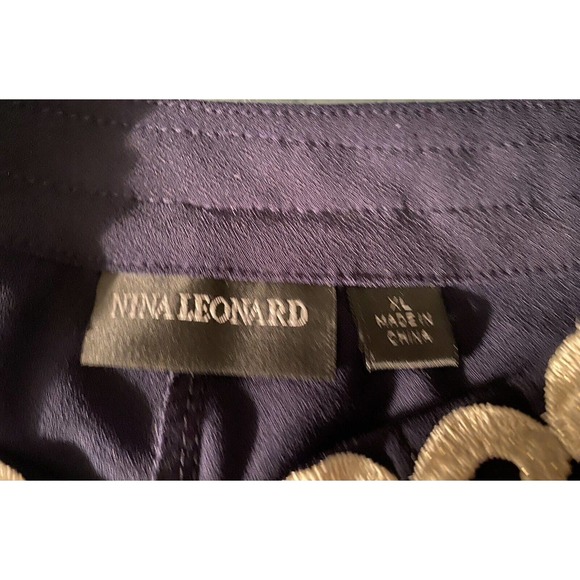 Women’s Nina Leonard Size XLarge Navy Blue Embroidered Dress Zipper Front - Picture 8 of 8